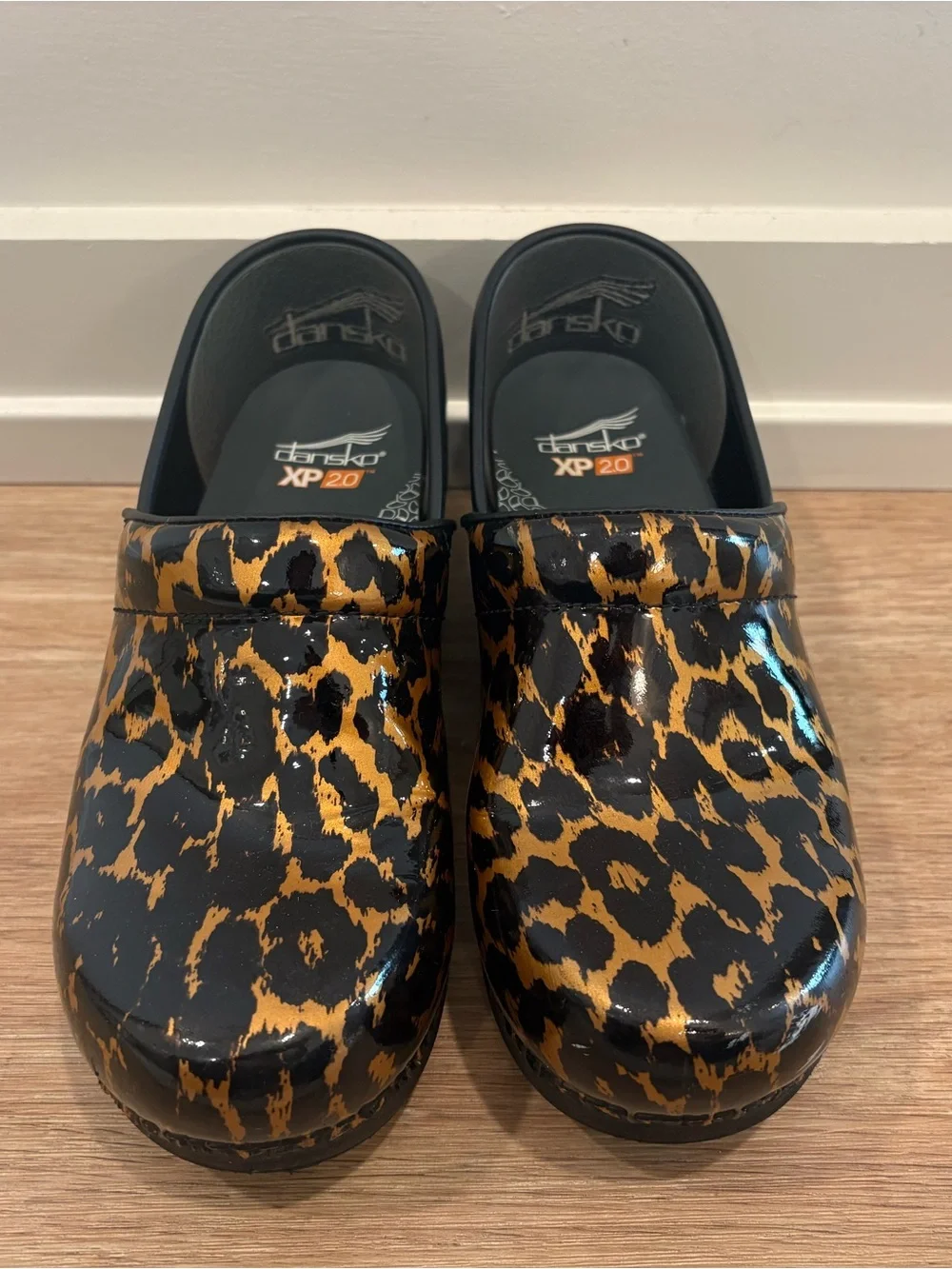 Dansko XP 2.0 Leopard Animal Print Professional Clogs EU 39 = US 8.5/9 Women’s - Picture 15 of 16